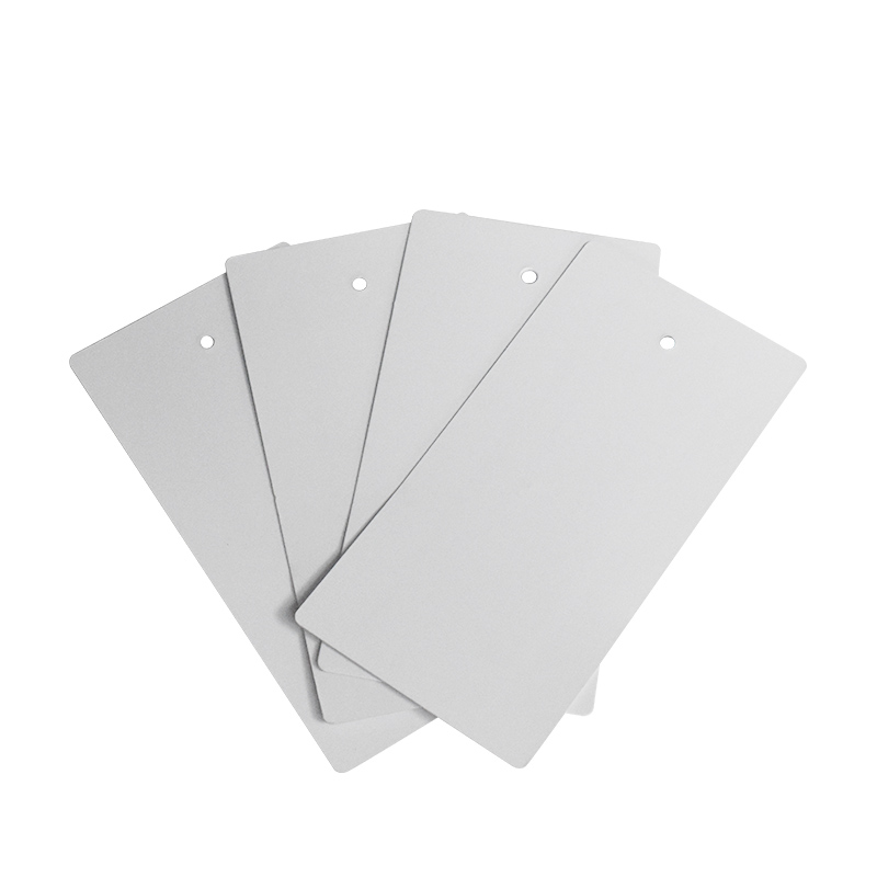 Why Your Clothing Store Needs RFID Tags for Inventory Control